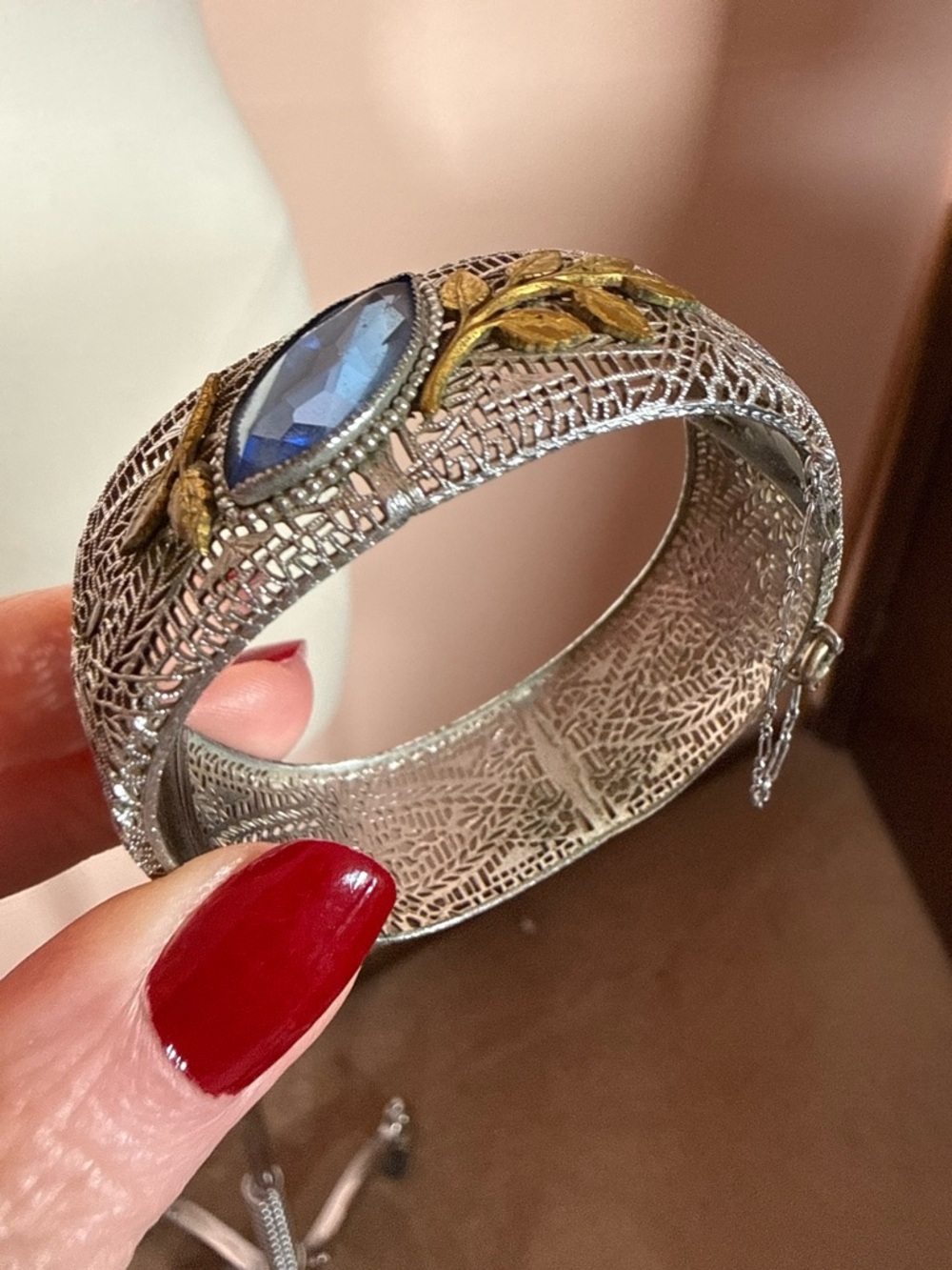Antique 1920’s Art deco Silver Filagree Pale blue Marquee Glass Wide Bracelet - Picture 5 of 17